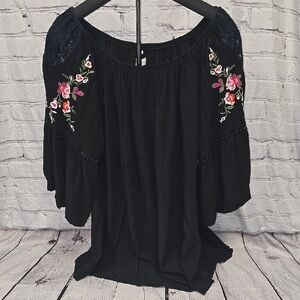 Southern Stitch Chic Black Blouse with Elegant Design Size XXXL